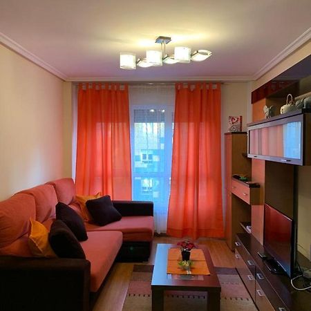 Apartamento Mota-2 Huca-Los Prados; Parking Y Wifi Gratis Oviédo Exterior foto