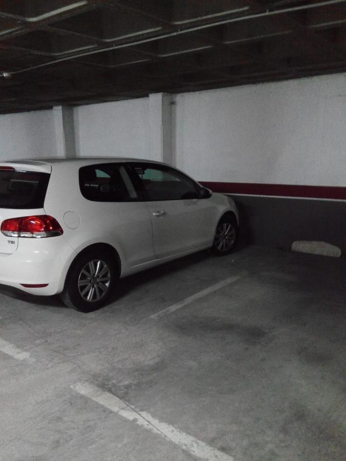 Apartamento Mota-2 Huca-Los Prados; Parking Y Wifi Gratis Oviédo Exterior foto